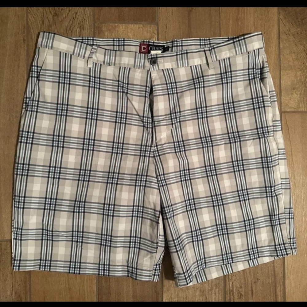Men’s Plaid Chaps Golf Shorts